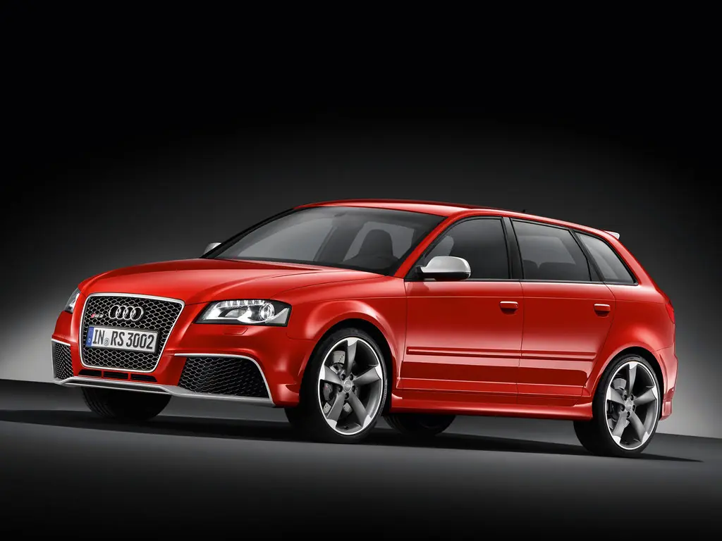 Audi RS3 (8PA) 2 поколение, хэтчбек 5 дв. (07.2011 - 12.2012)